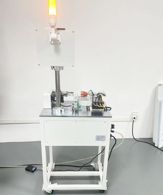 Máy tháo rời pin xi lanh phòng thí nghiệm cho các vỏ pin xi lanh 18650/21700