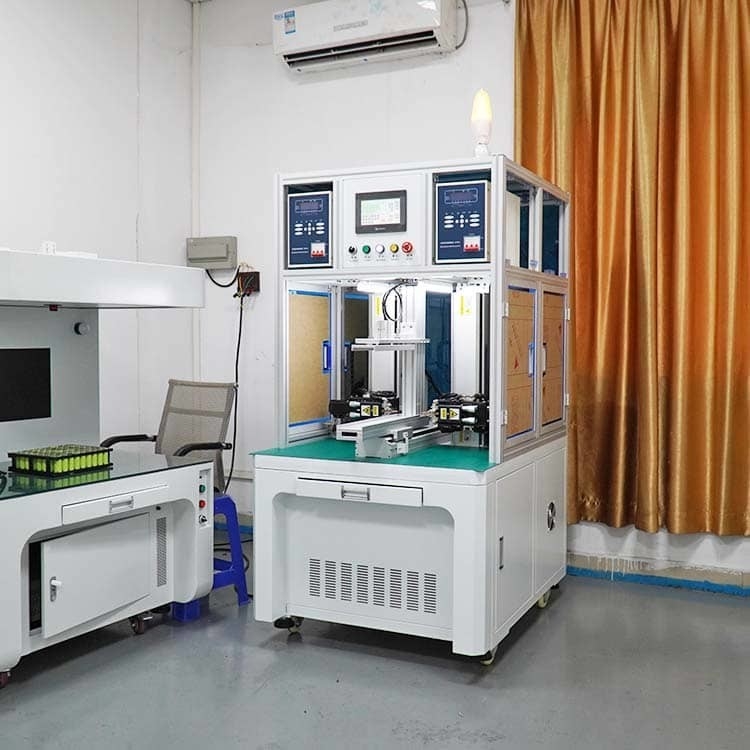 Máy hàn điểm đầu xoắn tự động Máy hàn điểm pin hai mặt với Inverter DC